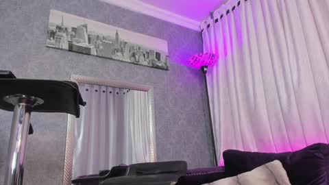 Kendall Saray   online show from 16, 12, 2024