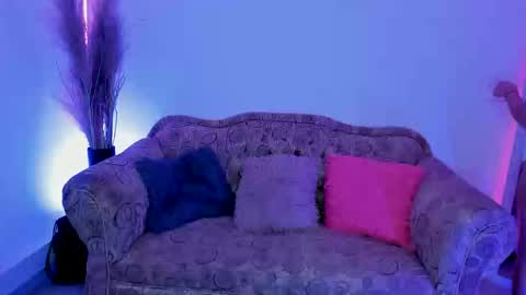 Snapshot of kittycute_cg chatting on 14, 1, 2025 Jenn online show from 14, 1, 2025