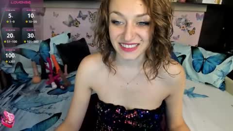 Snapshot of kittydoll97 chatting on 10, 10, 2025 Sandra online show from 10, 10, 2025