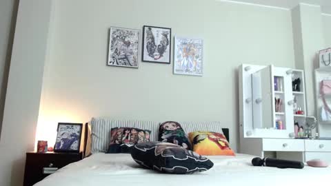 Isabel online show from 8, 2, 2025