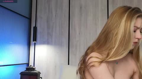 Monika online show from 7, 2, 2025