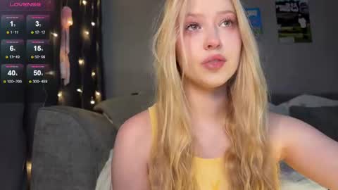 Monika online show from 19, 7, 2026