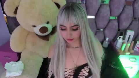 kittylovely  online show from 8, 3, 2025