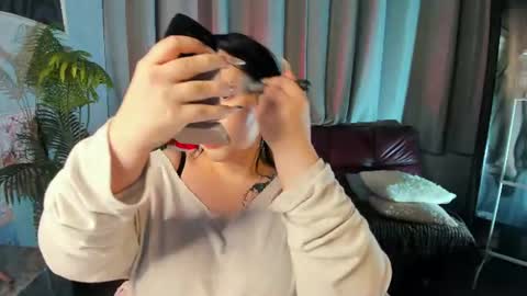 Snapshot of kittynuarr chatting on 8, 6, 2026 Kitty online show from 8, 6, 2026