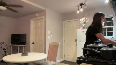 Snapshot of kittypurr79 chatting on 8, 10, 2025 kittypurr79 online show from 8, 10, 2025