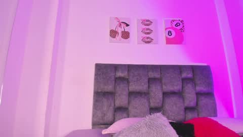 Snapshot of kittystar18 chatting on 31, 5, 2026 kitty online show from 31, 5, 2026