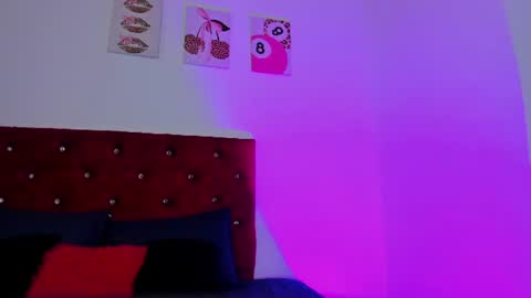 Snapshot of kittystar18 chatting on 11, 7, 2026 kitty online show from 11, 7, 2026