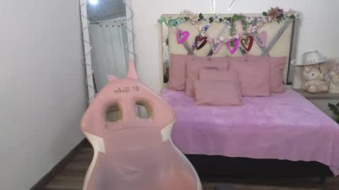 Snapshot of kittystar_tay chatting on 7, 3, 2025 Kitty online show from 7, 3, 2025