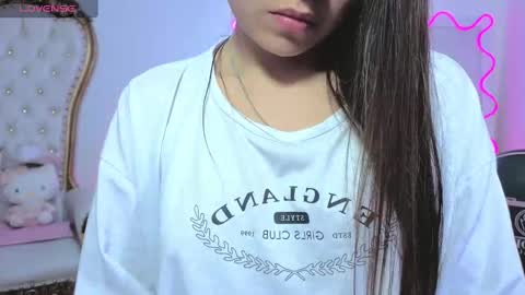 Snapshot of kittystar_tay chatting on 18, 9, 2025 Kitty online show from 18, 9, 2025
