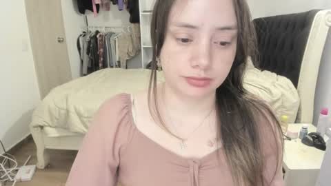 kittywantslove23 online show from 2, 7, 2026