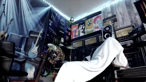 kiveuxmakeu online show from 11, 1, 2026