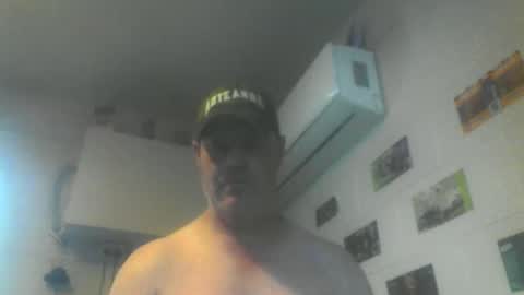 kiwiguy19773 online show from 5, 4, 2026