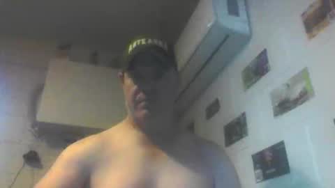 kiwiguy19773 online show from 10, 5, 2026