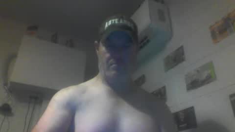 kiwiguy19773 online show from 14, 5, 2026