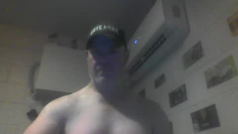 kiwiguy19773 online show from 15, 5, 2026