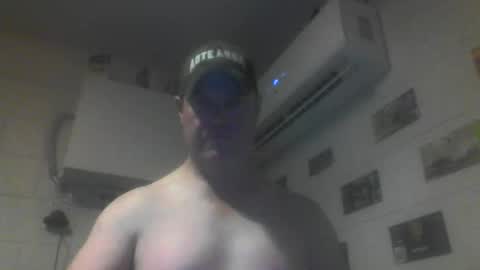 kiwiguy19773 online show from 19, 5, 2026