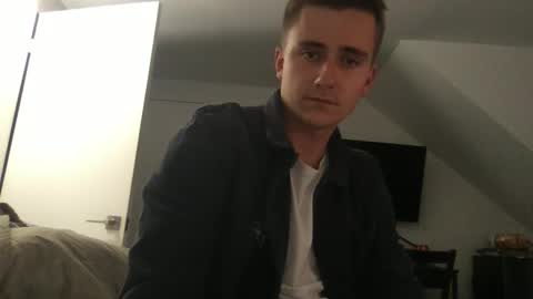 kiwiii661088 online show from 29, 4, 2026