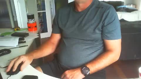 Snapshot of kiwiveloboy chatting on 2, 2, 2025 Kiwilad1973 online show from 2, 2, 2025