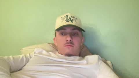 Snapshot of kj_lindo chatting on 10, 12, 2024 kj_lindo online show from 10, 12, 2024