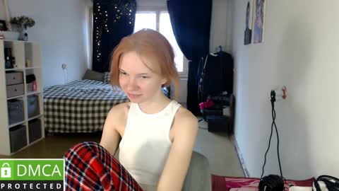 Snapshot of klares_wasser chatting on 12, 12, 2024 Klares online show from 12, 12, 2024