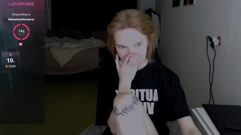 Snapshot of klares_wasser chatting on 5, 2, 2025 Klares online show from 5, 2, 2025