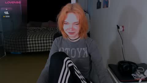 Snapshot of klares_wasser chatting on 27, 2, 2025 Klares online show from 27, 2, 2025