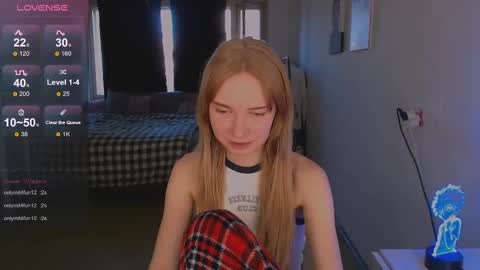 Snapshot of klares_wasser chatting on 7, 3, 2025 Klares online show from 7, 3, 2025