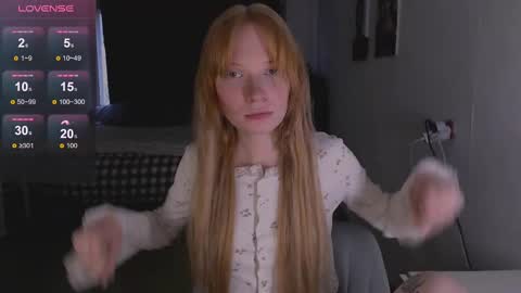 Snapshot of klares_wasser chatting on 12, 3, 2025 Klares online show from 12, 3, 2025