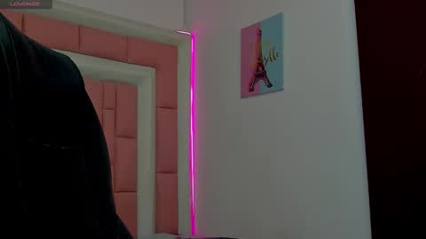 Snapshot of klaret_toy chatting on 19, 12, 2025 Klaret online show from 19, 12, 2025