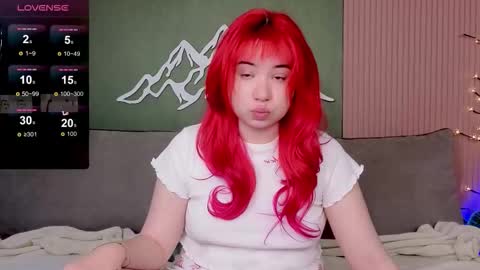 Snapshot of klee_love chatting on 5, 10, 2025 Klee online show from 5, 10, 2025
