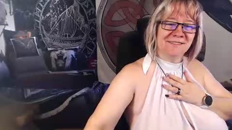 Michelle online show from 17, 9, 2025