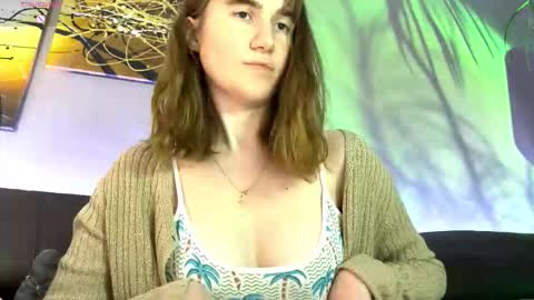Snapshot of kleya_ chatting on 10, 9, 2025 Kleya online show from 10, 9, 2025