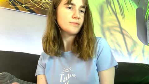 Snapshot of kleya_ chatting on 18, 9, 2025 Kleya online show from 18, 9, 2025