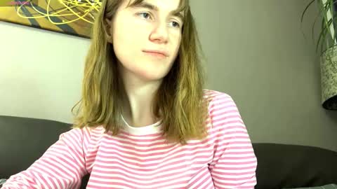 Snapshot of kleya_ chatting on 19, 9, 2025 Kleya online show from 19, 9, 2025