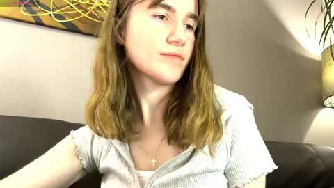 Snapshot of kleya_ chatting on 4, 10, 2025 Kleya online show from 4, 10, 2025