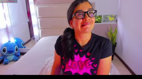 Snapshot of kloeass chatting on 7, 12, 2024 SOPHIA RIVERA online show from 7, 12, 2024