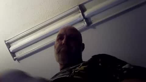 Snapshot of kmacock chatting on 6, 10, 2025 Kmacock online show from 6, 10, 2025