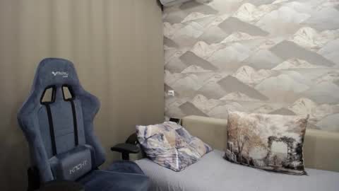 Carter.  online show from 11, 10, 2025