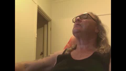 knobout online show from 8, 10, 2025