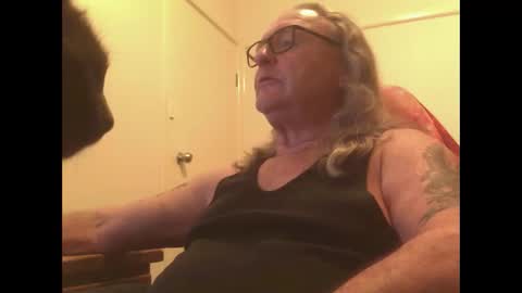 knobout online show from 15, 4, 2026