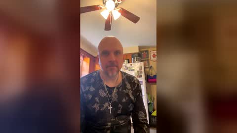 Snapshot of knotdaddy1983 chatting on 29, 3, 2026 knotdaddy1983 online show from 29, 3, 2026