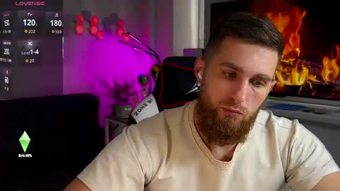 Snapshot of kochka25 chatting on 17, 4, 2026 Sweet boy online show from 17, 4, 2026