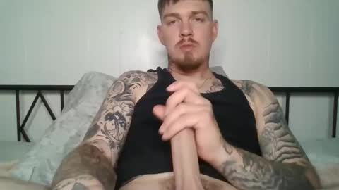 Snapshot of koddoncouple chatting on 19, 4, 2026 Koddoncouple online show from 19, 4, 2026