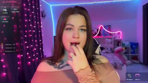 Mia online show from 13, 12, 2025