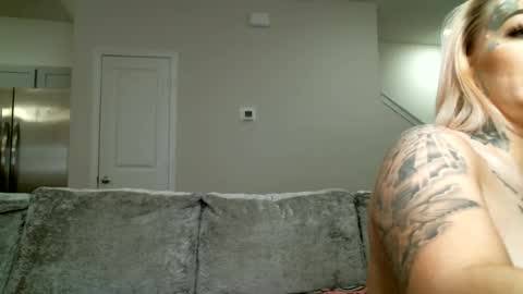 Koko Kwinn online show from 8, 3, 2025