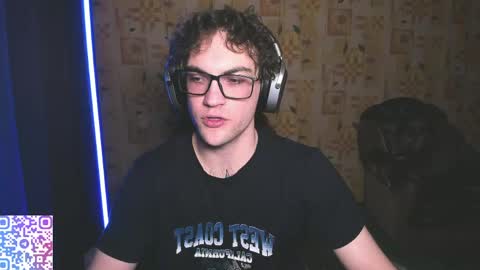 Snapshot of kolyakayne chatting on 19, 4, 2026 Kolya Kayne online show from 19, 4, 2026