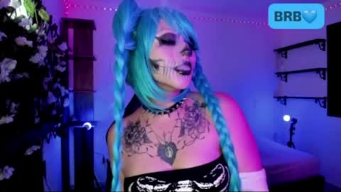 Kora Red online show from 15, 4, 2026