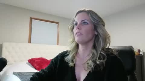 KoraLynn777 online show from 15, 1, 2026