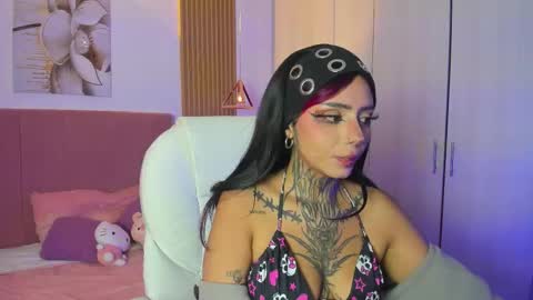 Snapshot of korarousee chatting on 26, 9, 2025 Kora online show from 26, 9, 2025