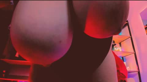 Khloe online show from 12, 3, 2026